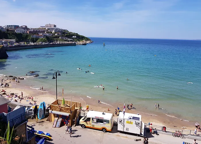 Oyo Minerva Guesthouse
